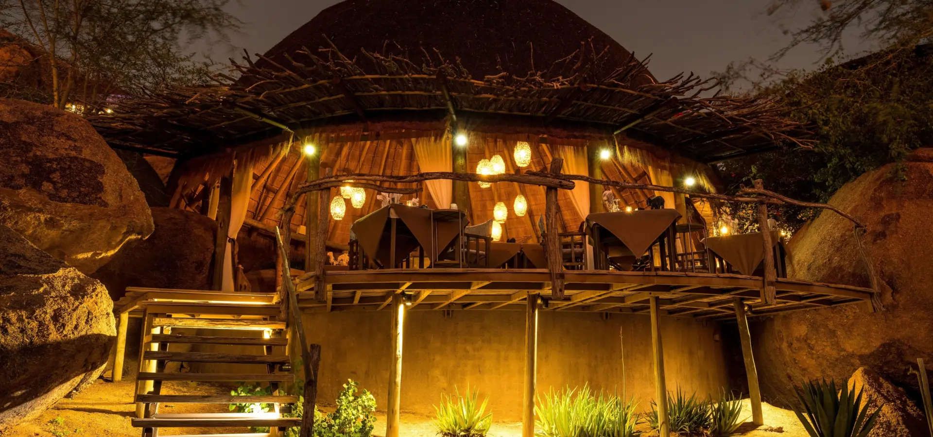 Camp kipwe dining area1