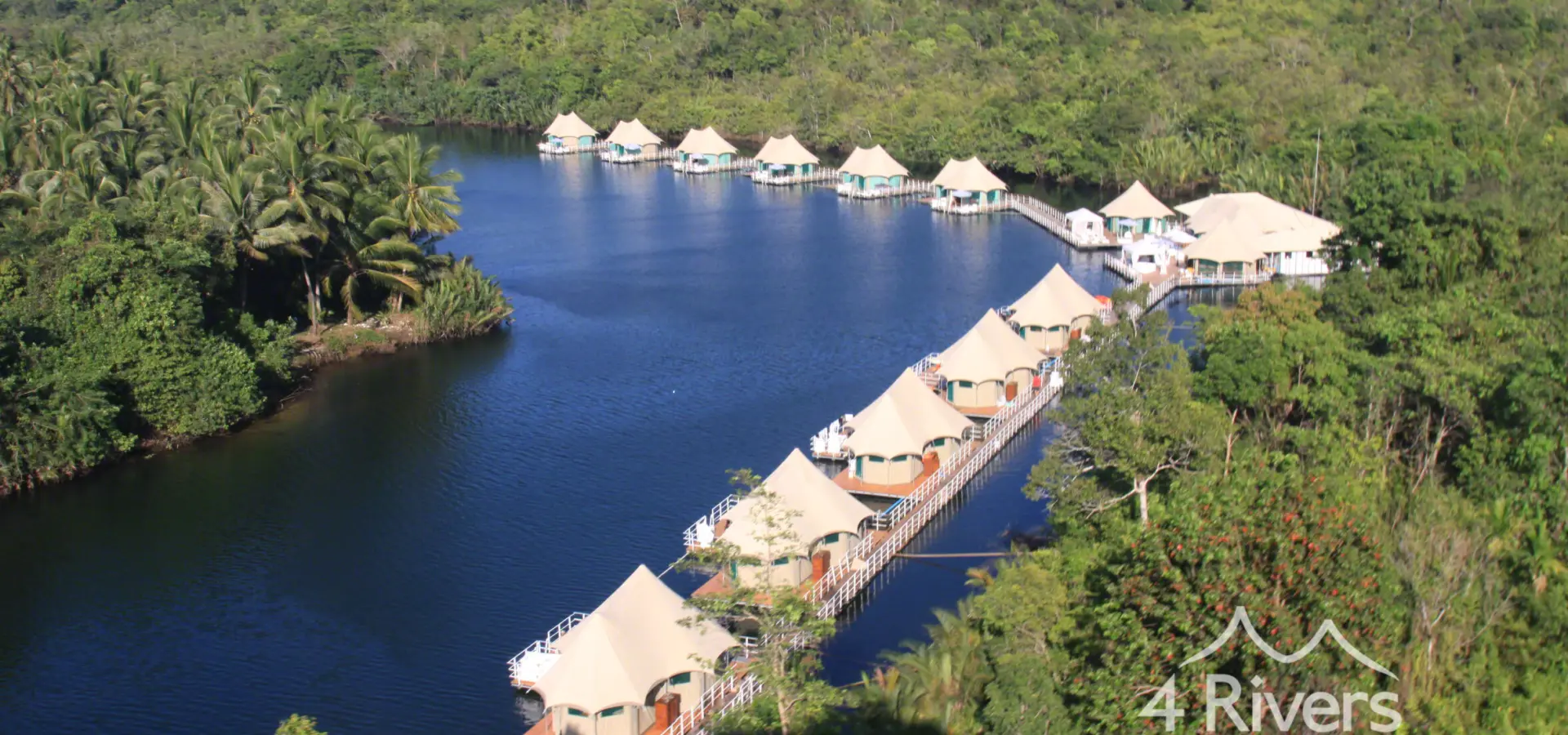 4 rivers floating lodge pic 2