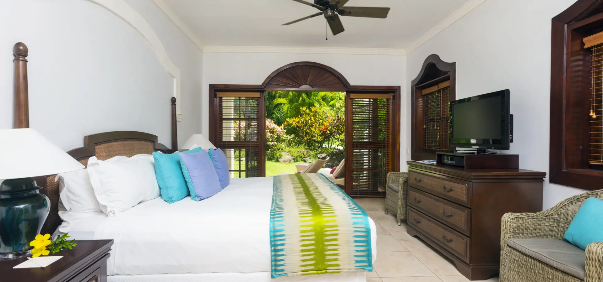 Garden view room