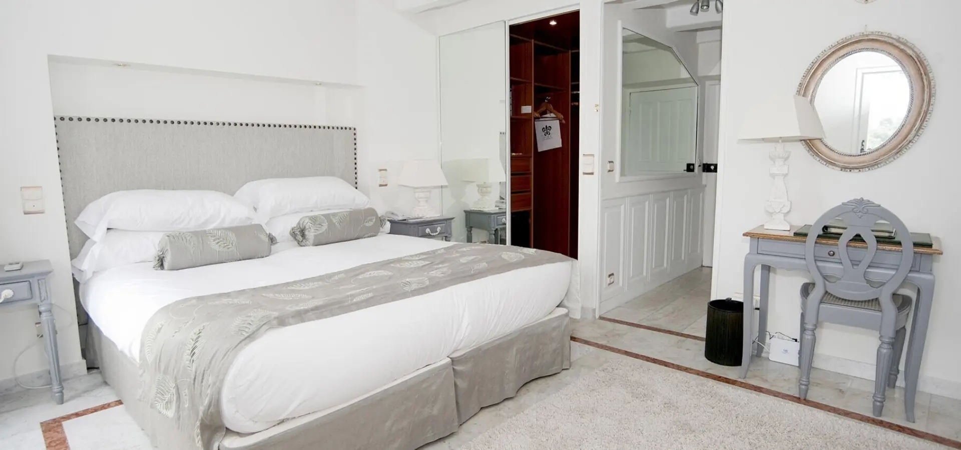 Chevre dor luxury hotel 22 w