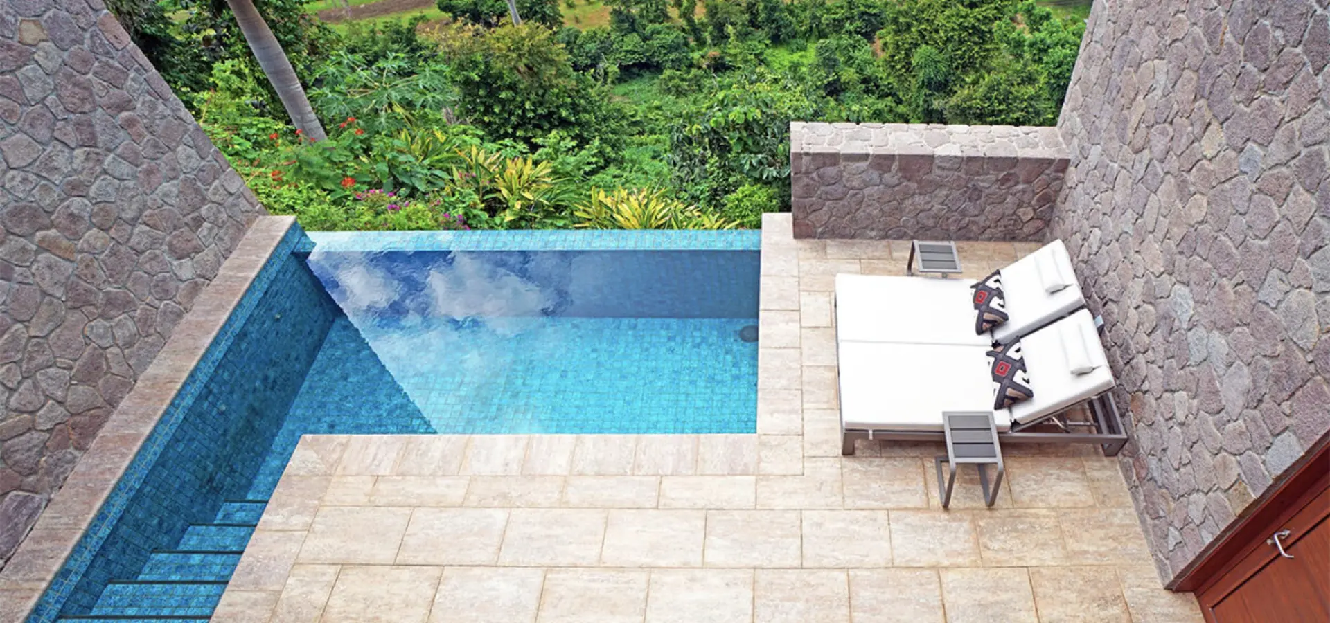 Green resort dominica 2
