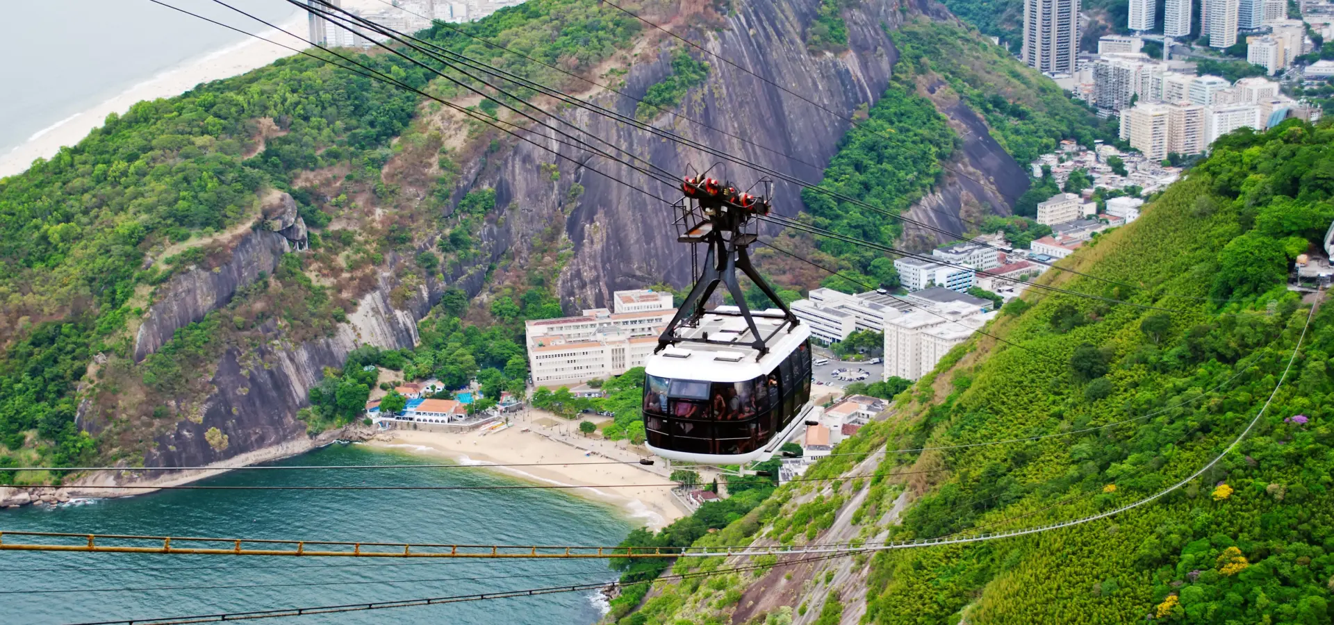 Shutterstock 102165028