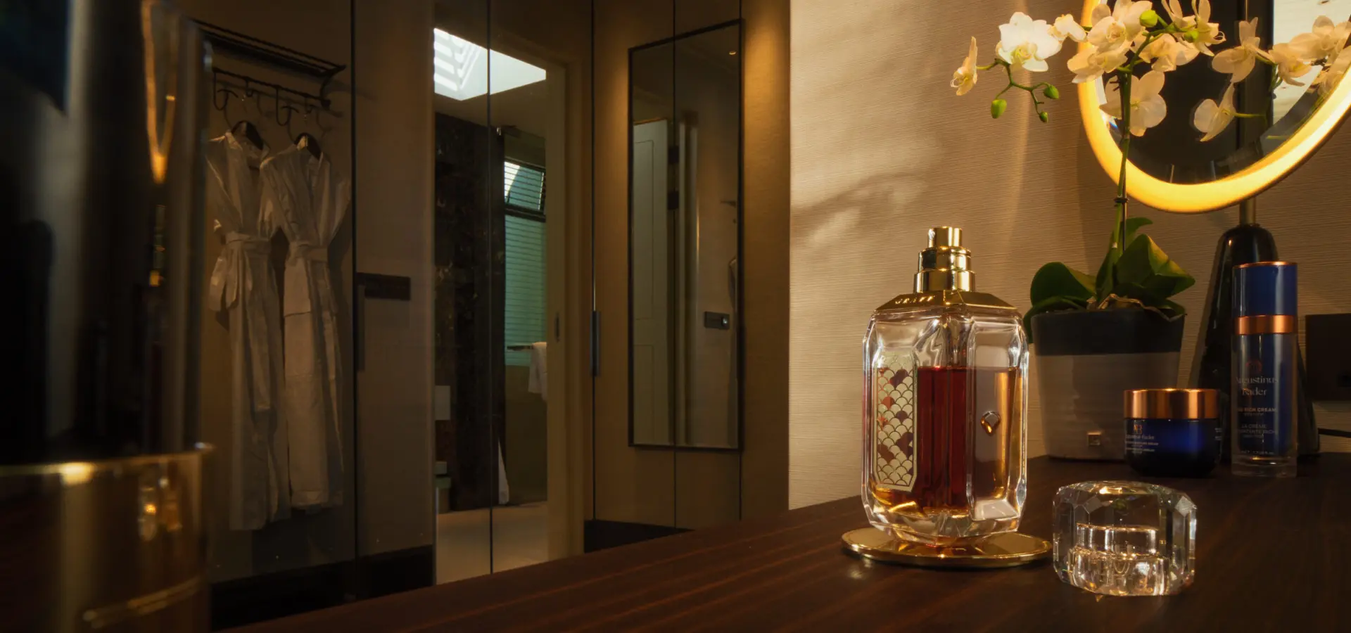 Delaire graff luxury lodge 3 dresser1