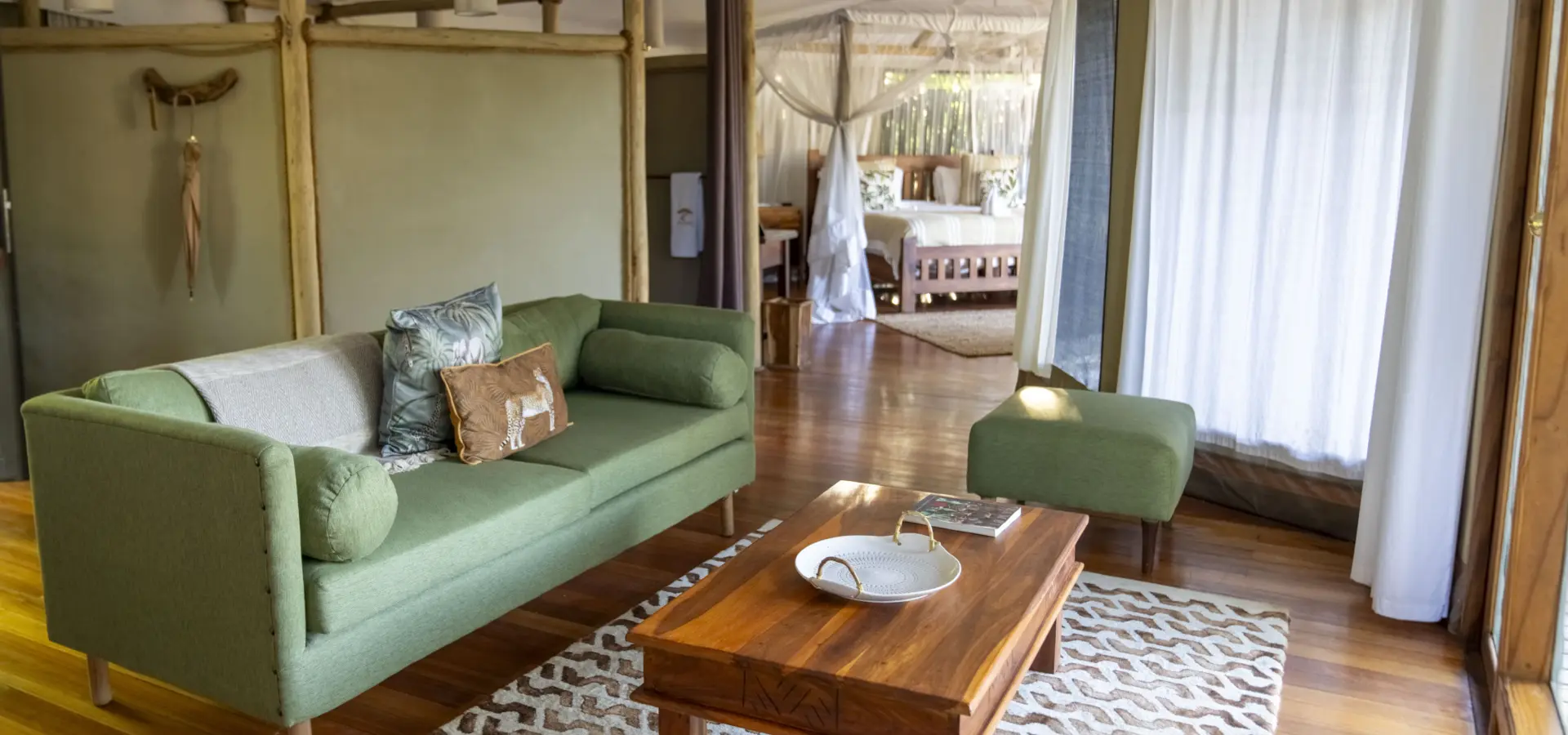 Anabezi king tent sitting area