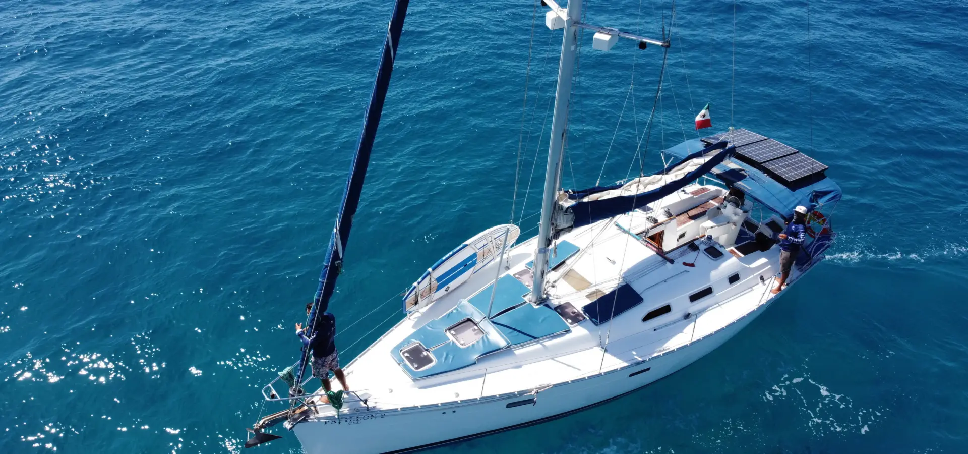 1732269938335 French Sailing boat