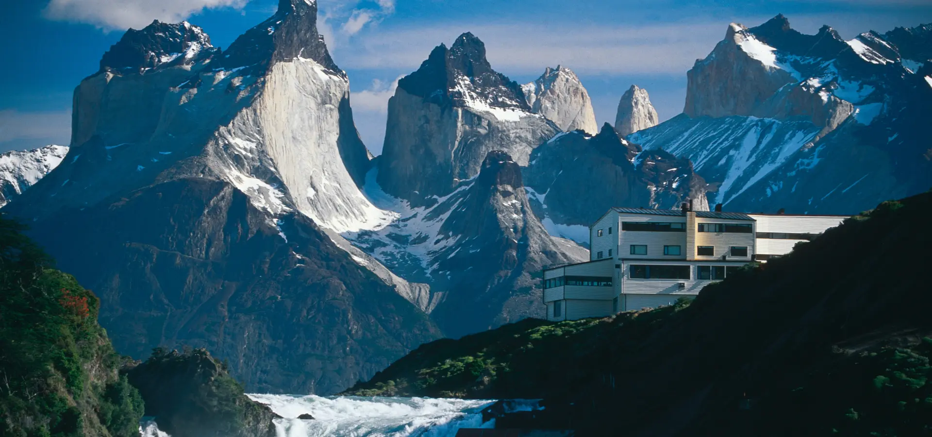 Hotel exterior pat 12