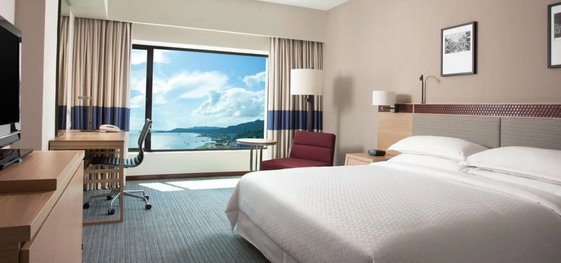 Executive club room 1600x900