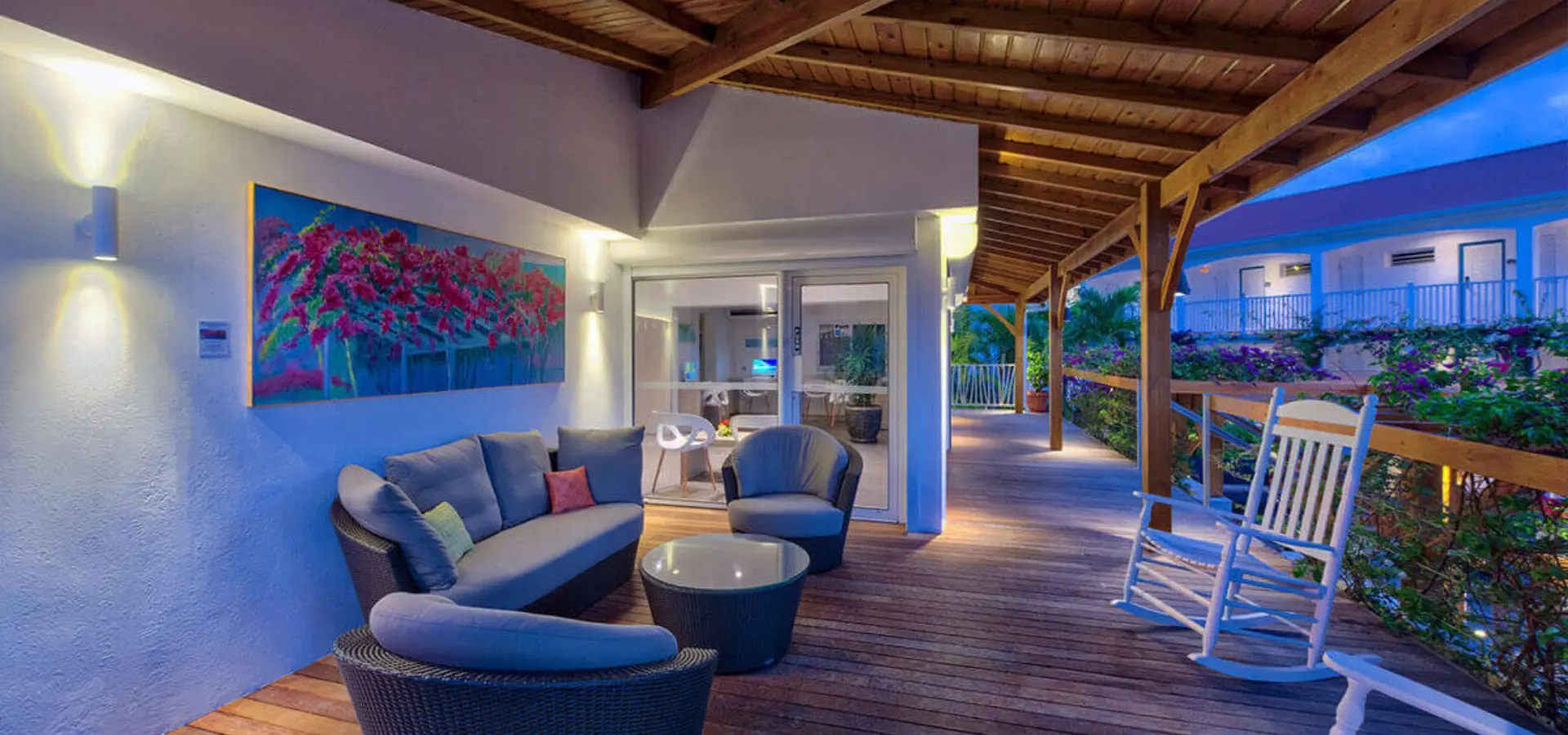 606f9651405b48b02f33c2ce lobbyporch grandcasebeachclub 01