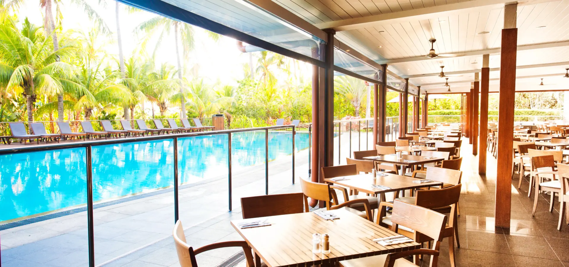 23 reef view hotel pool terrace restaurant and pool1