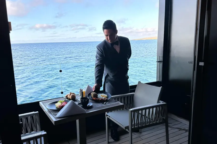 Balcony service hermes mega catamaran1