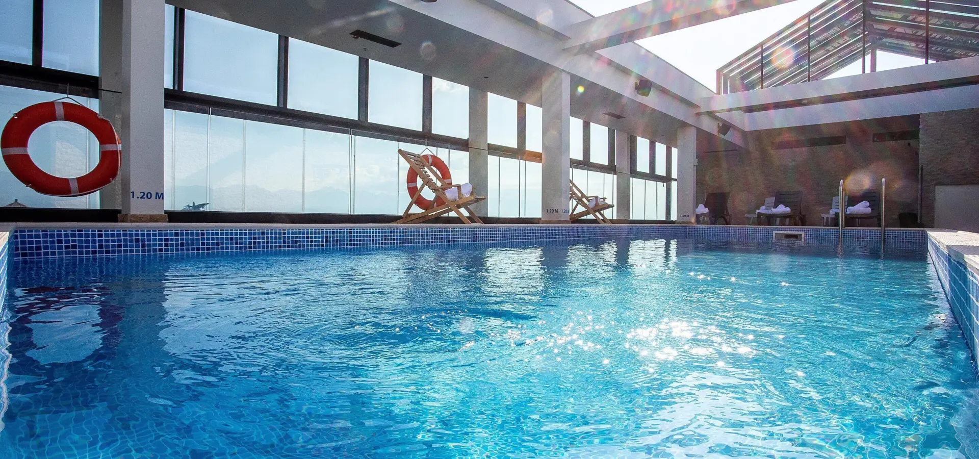 Holiday inn telavi 6107372546 2x1