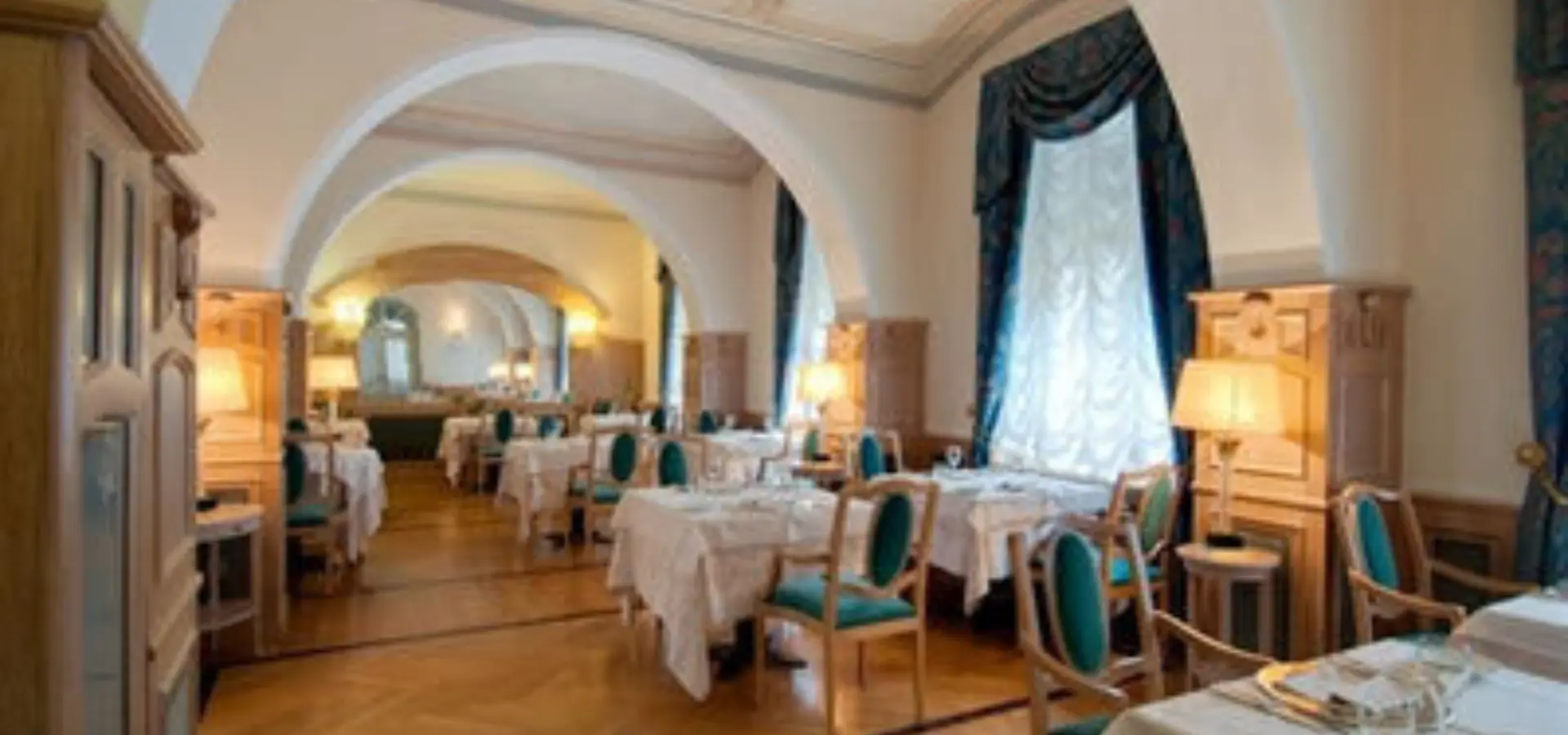 Hotel encanto imperial restaurant 02