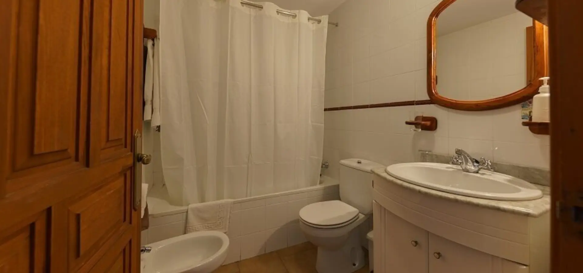 Hotel el descansillo