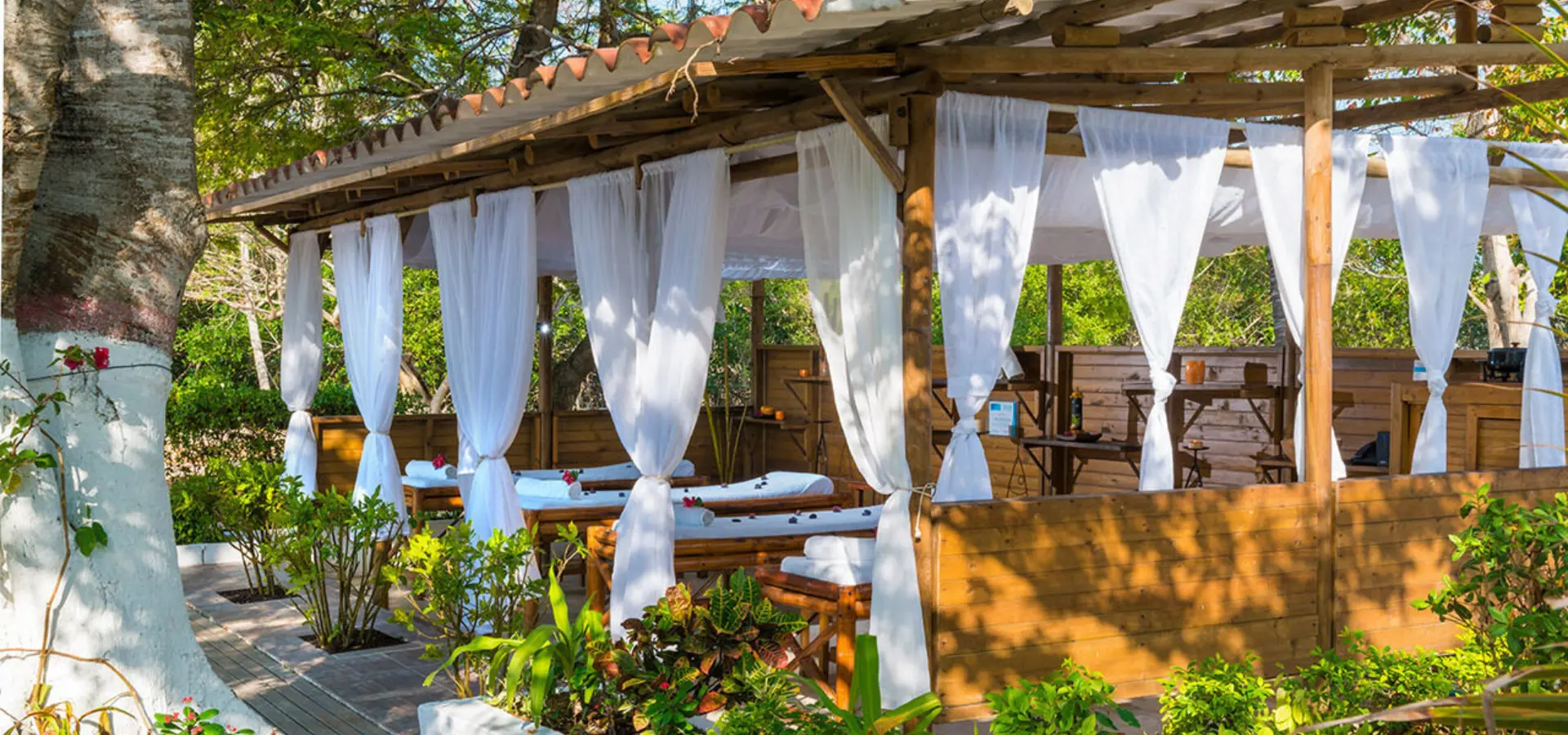 Hotel isla del encanto 14