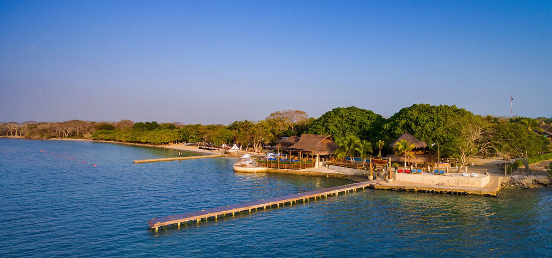 Hotel isla del encanto 10