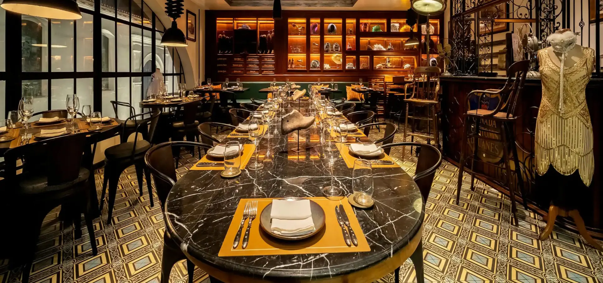 1741950806269 PTYUB P0272 American Bazaar Dining Table 16x9