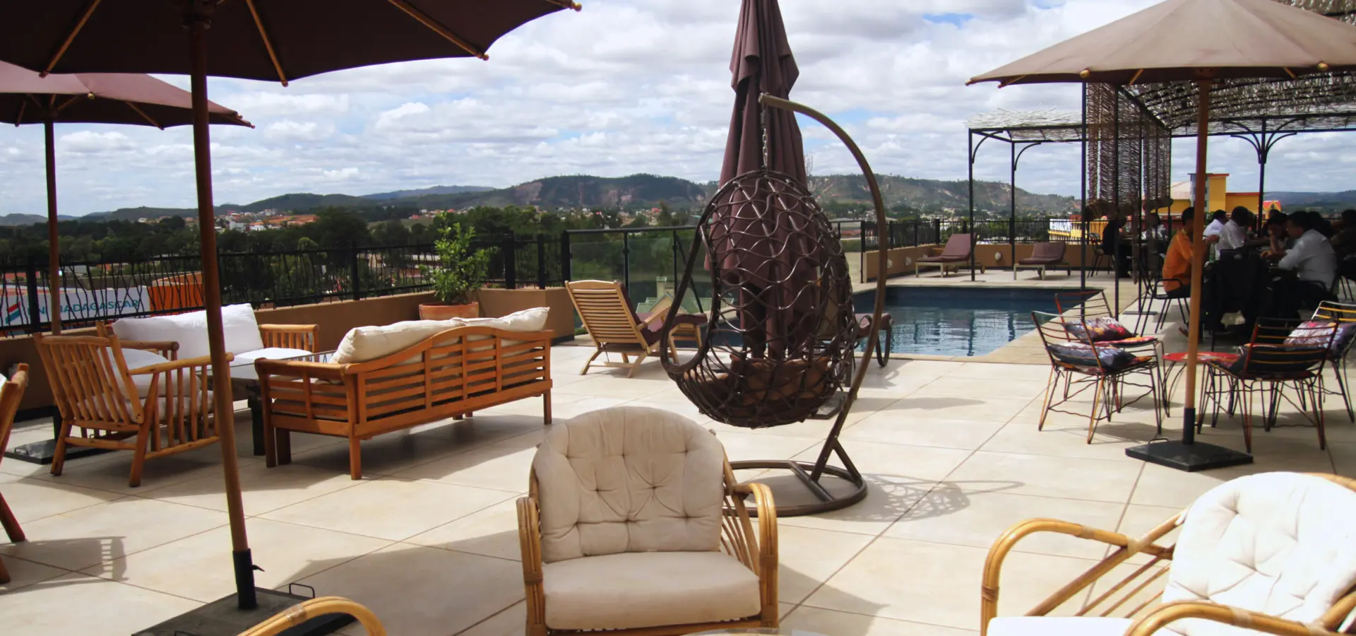 1749222802942 fe2ad3 a00e8a85b2a047fe91f7ec76e42684c4mv2