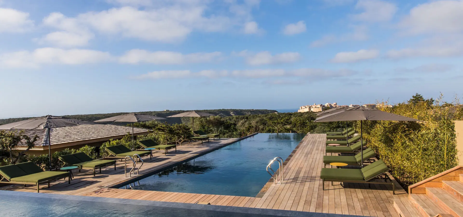 Hotel 5 etoiles piscine sud corse