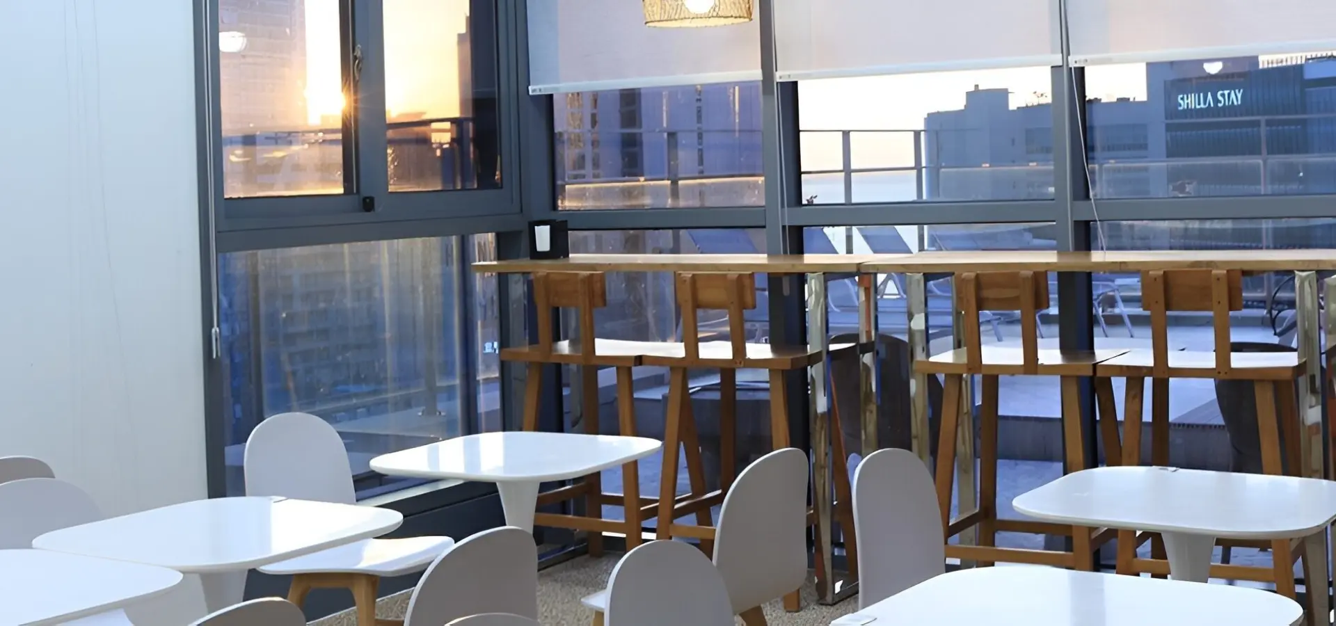 1765195625140restaurant02