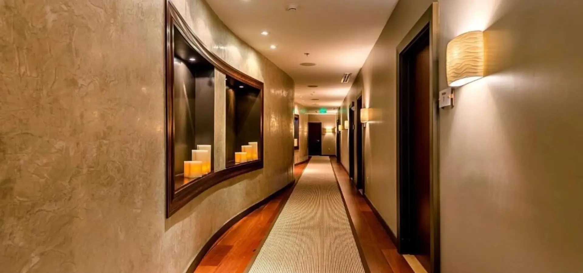 Hyatt regency trinidad hallway