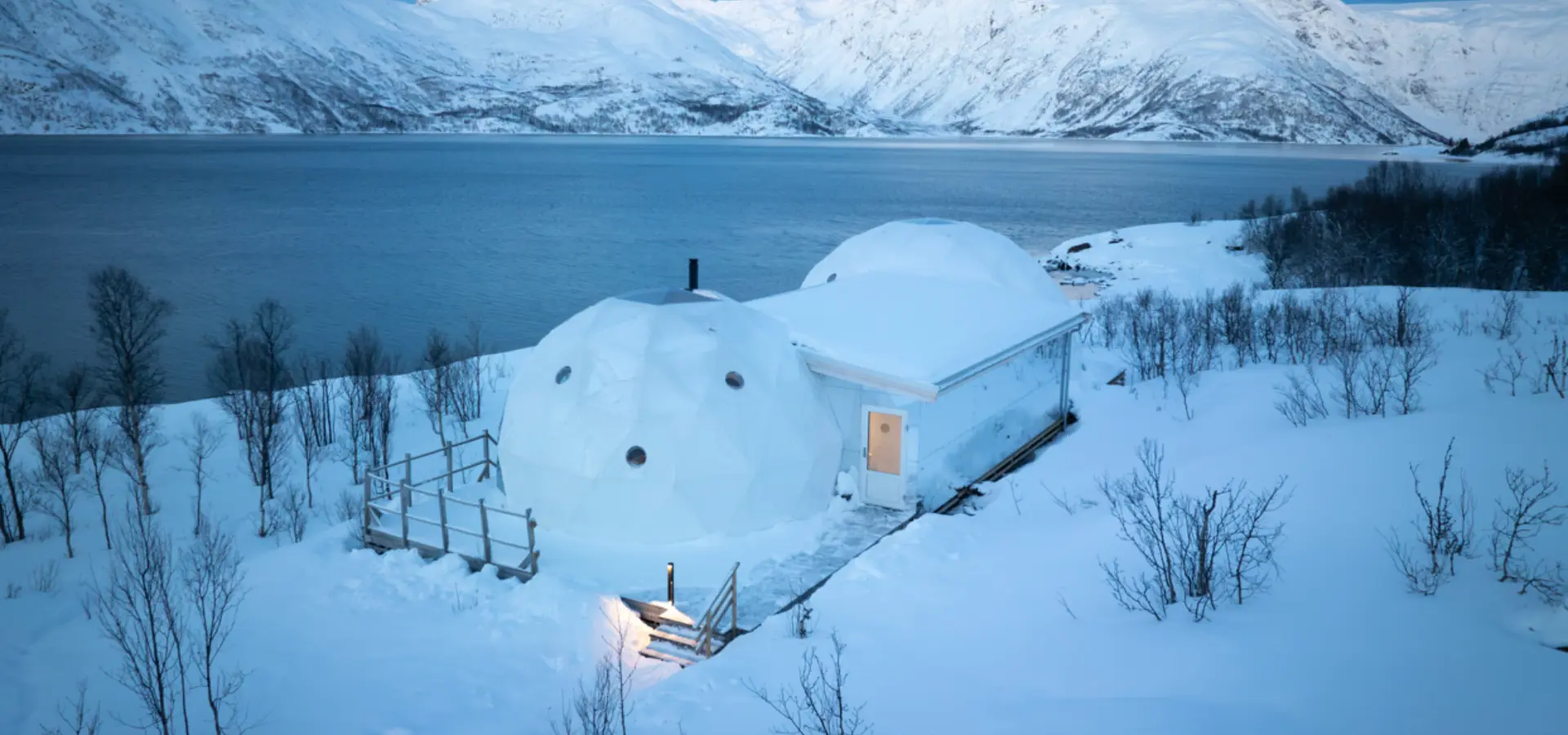 1733324920321 ISBREEN THE GLACIER Skalsatind Winter Photo Credit Theo Stora