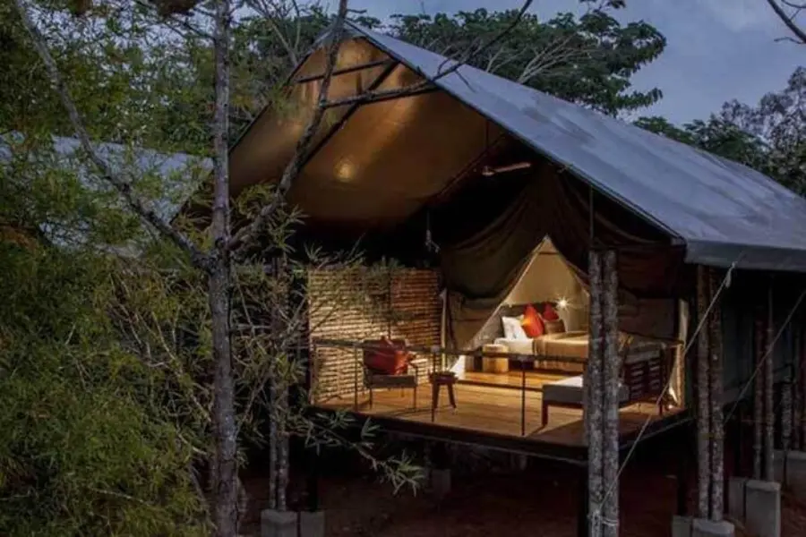 Tent1