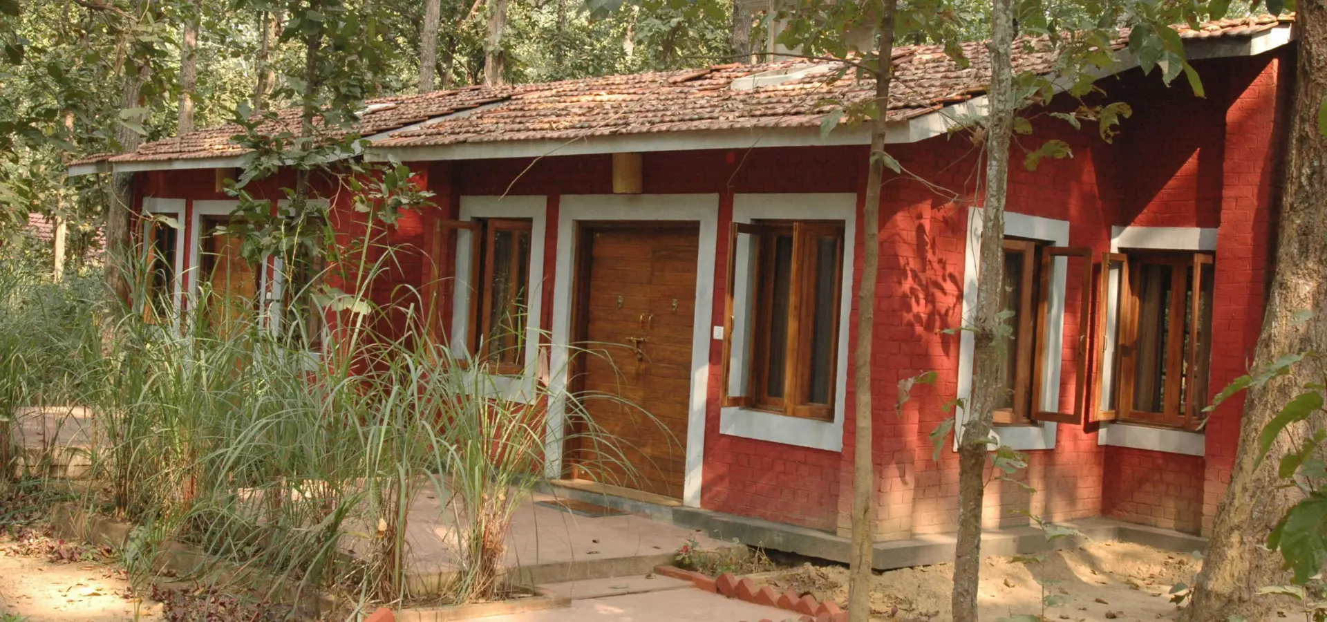 India kanha kanha jungle lodge bungalows