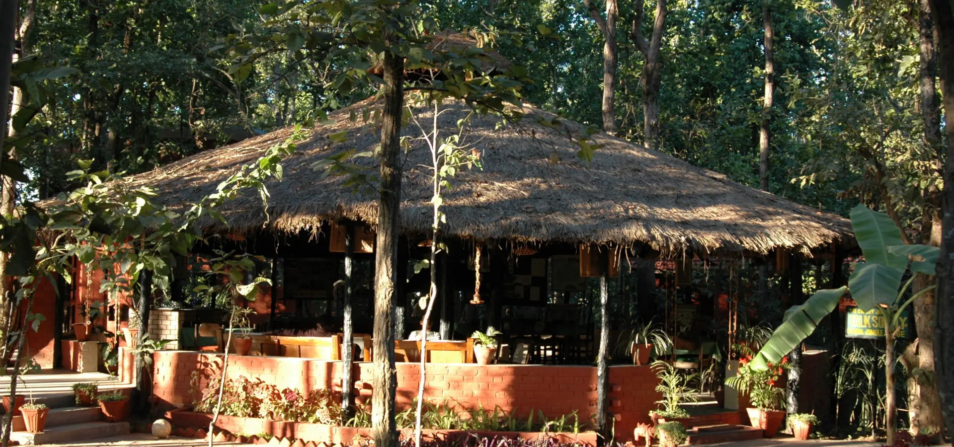 India kanha kanha jungle lodge hoofdgebouw