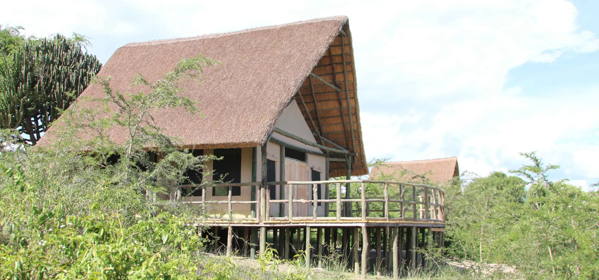 Hut bush
