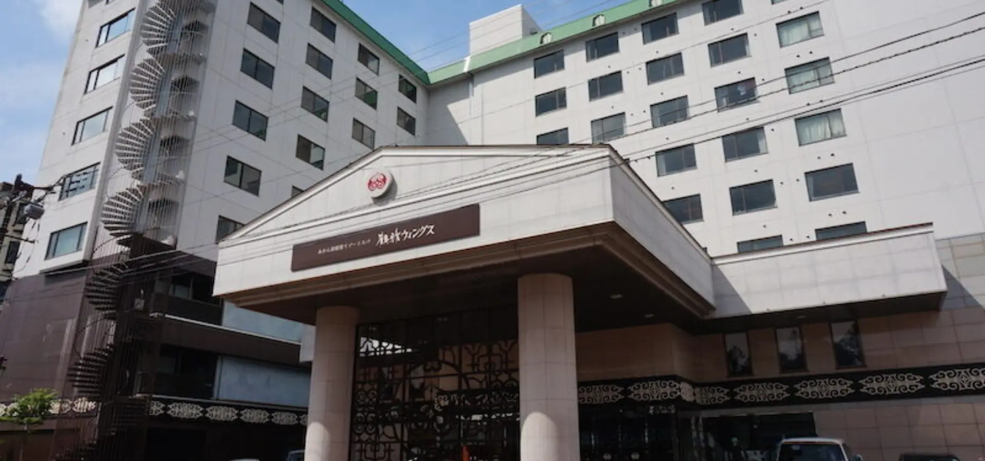 1441620949 3275923180