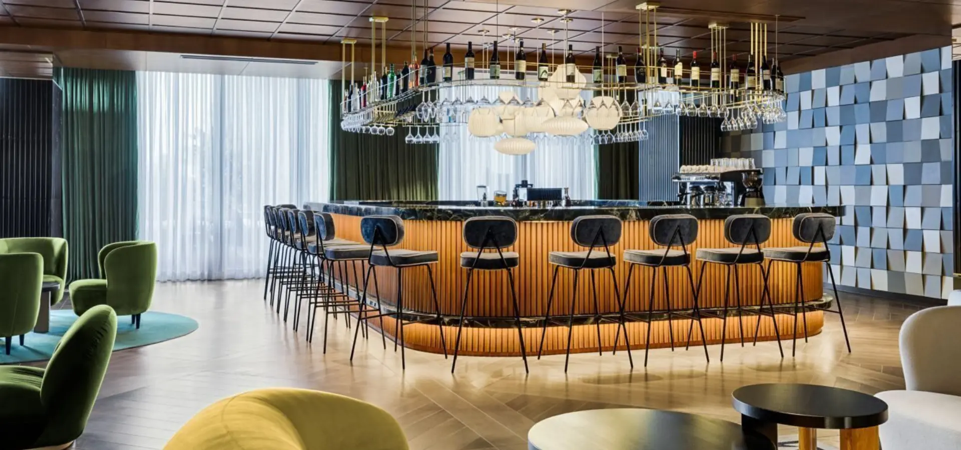 Md busmd latitude bar 37251 wide hor