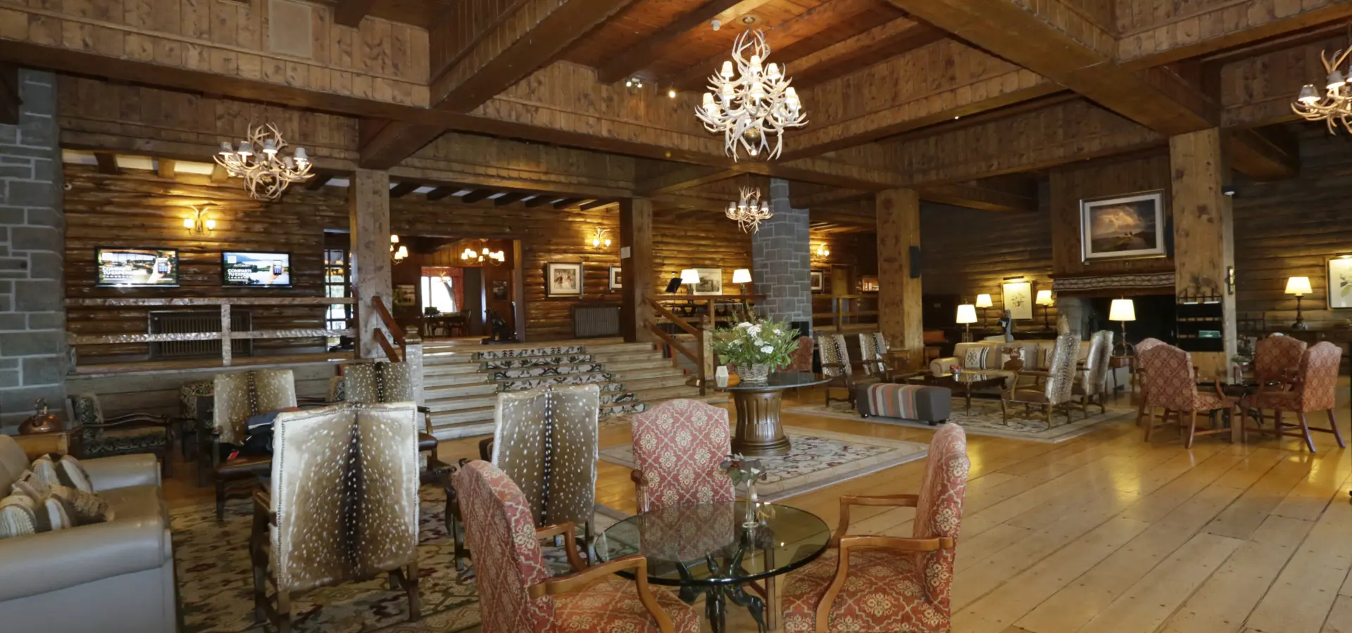 1740659422544 LOBBY 1