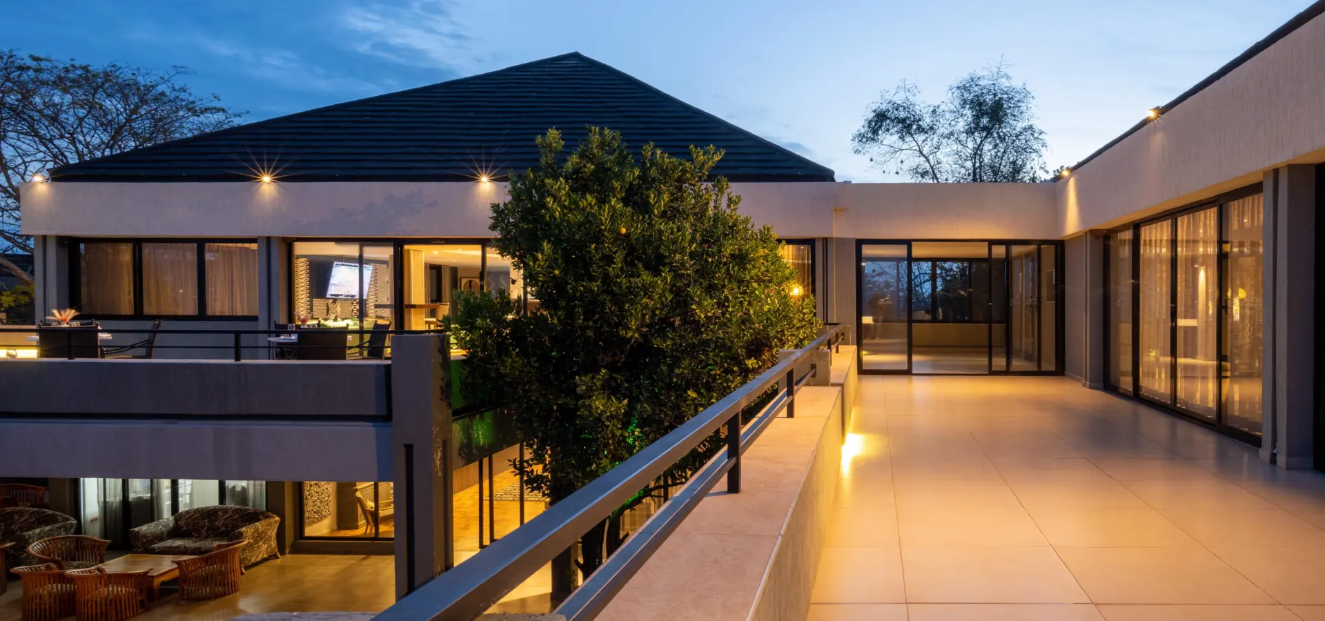 Akagera game lodge terrasse upstairs 130