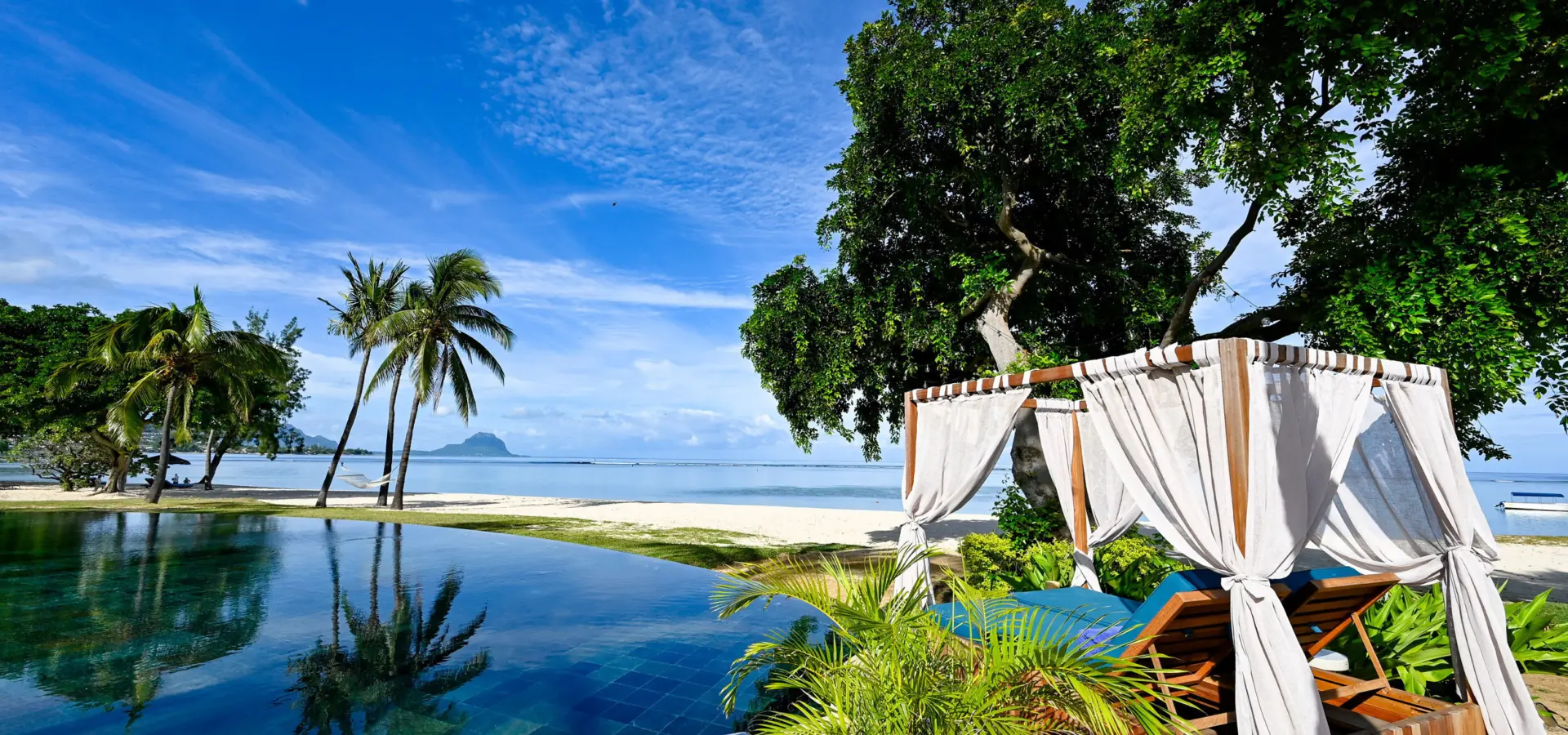 Main pool with cabana hammock le morne