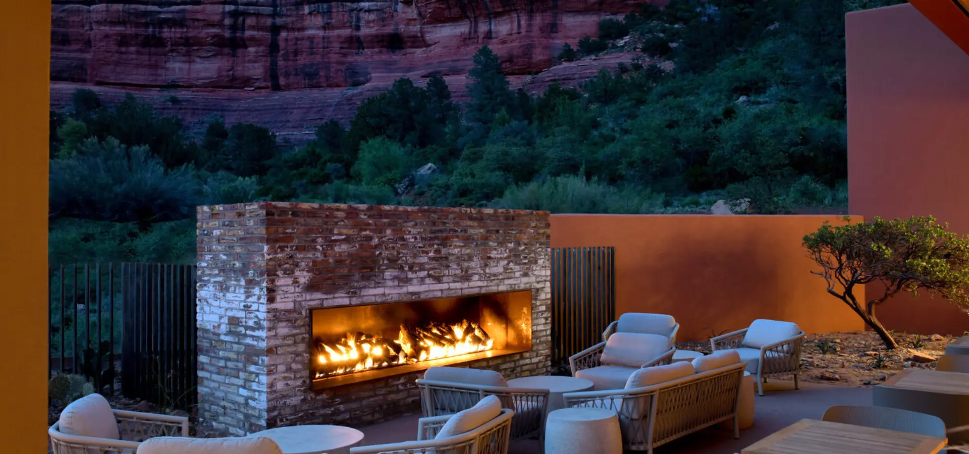 Khaydenmiiamospahummingbirdterrace2viewevening