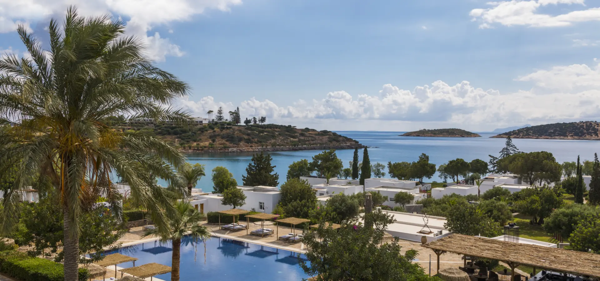 Minos beach pool 01 a