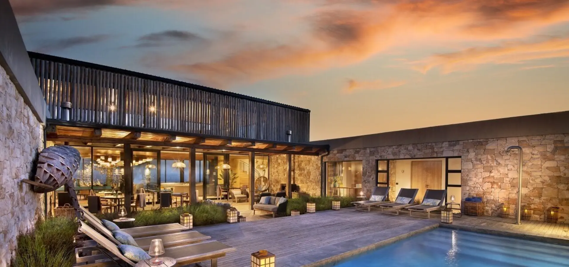 Morukuru beach lodge pool and hottub 1