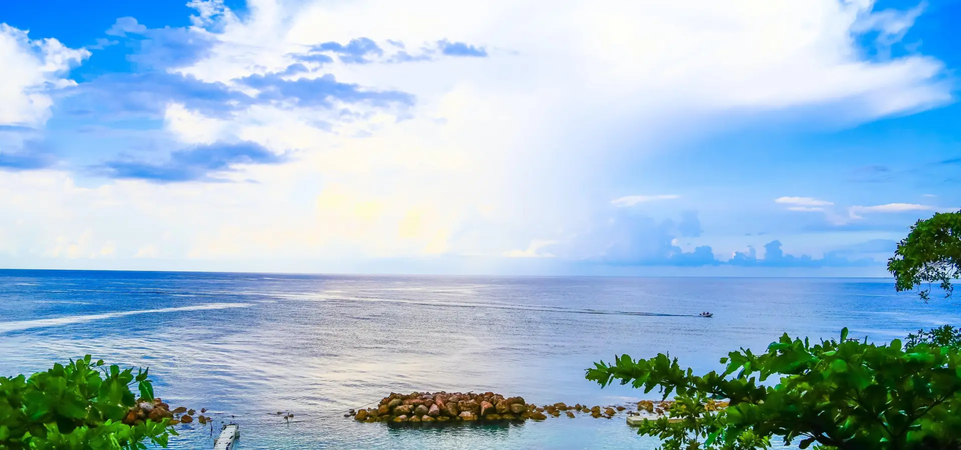 Jamaica uitzicht over de oceaan