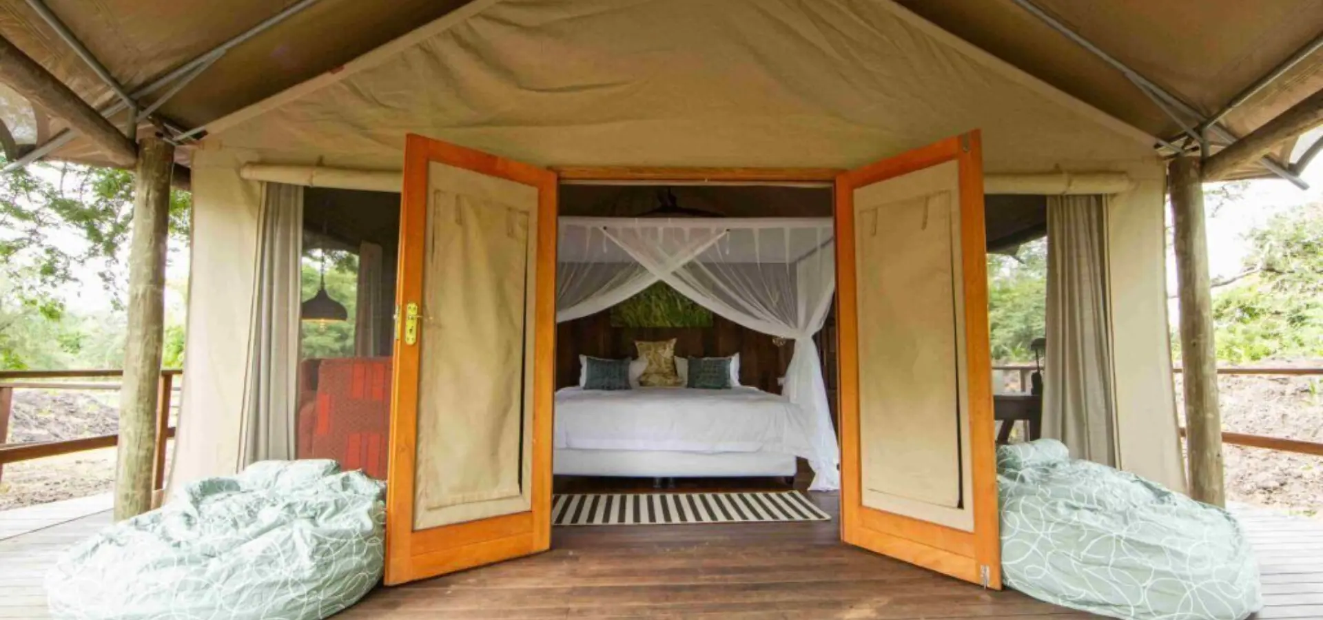 Muzimu tented camp gorongosa lodge 1024x735