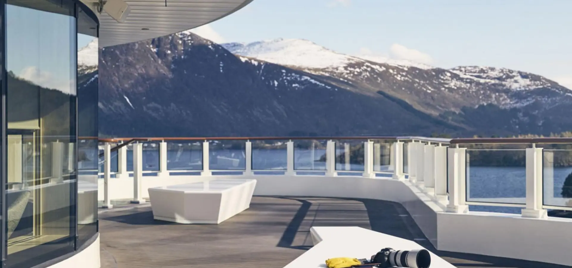 Observation deck nat geo endurance ngsversion 1638821957326 adapt 1900 1