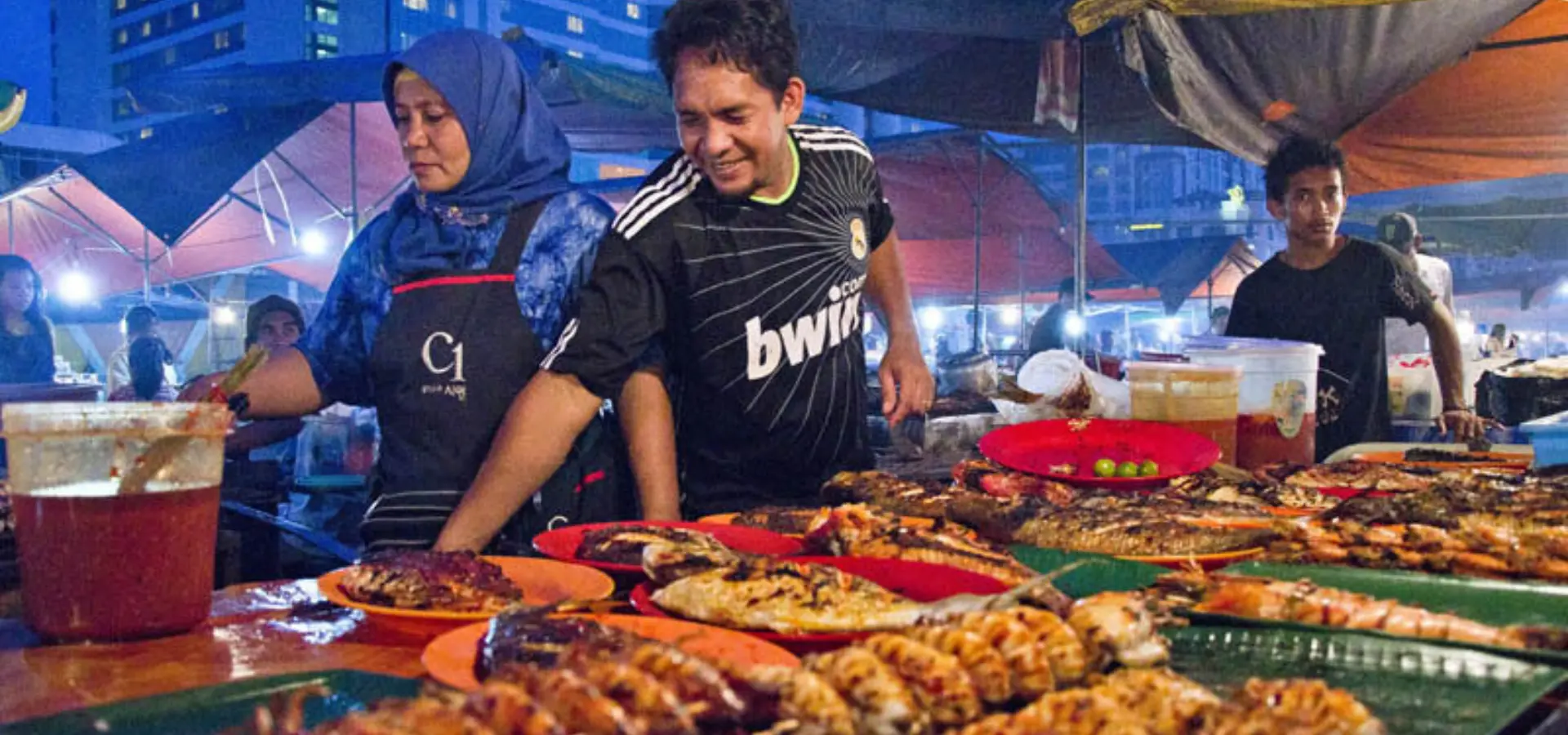 Nightmarket02