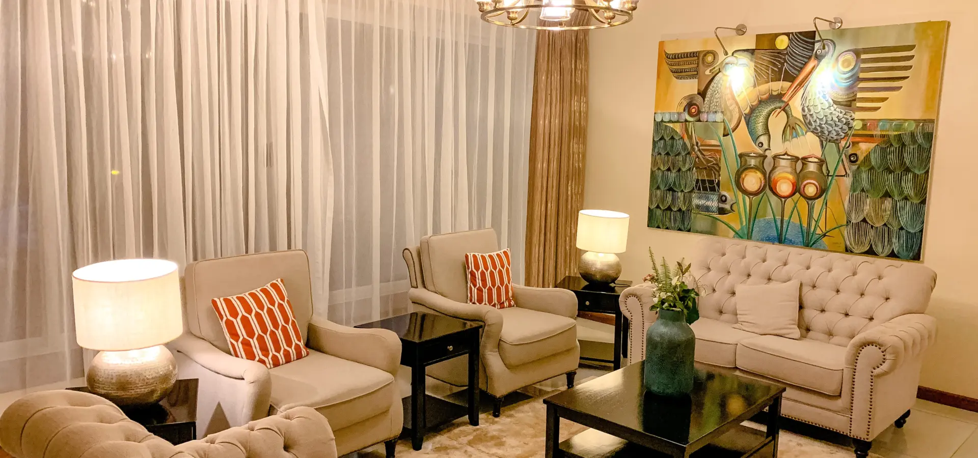 Uganda accomm hotelno5 lounge
