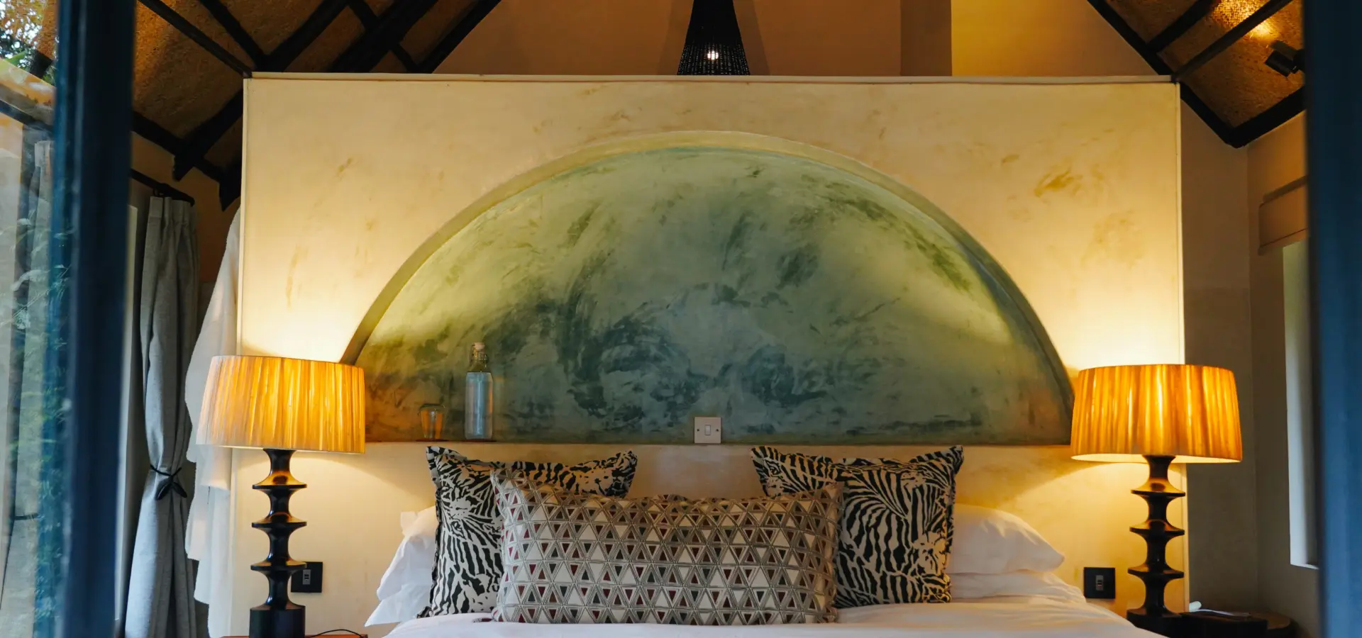 1760441475603leleshwa 35 bed with pillows without curtains