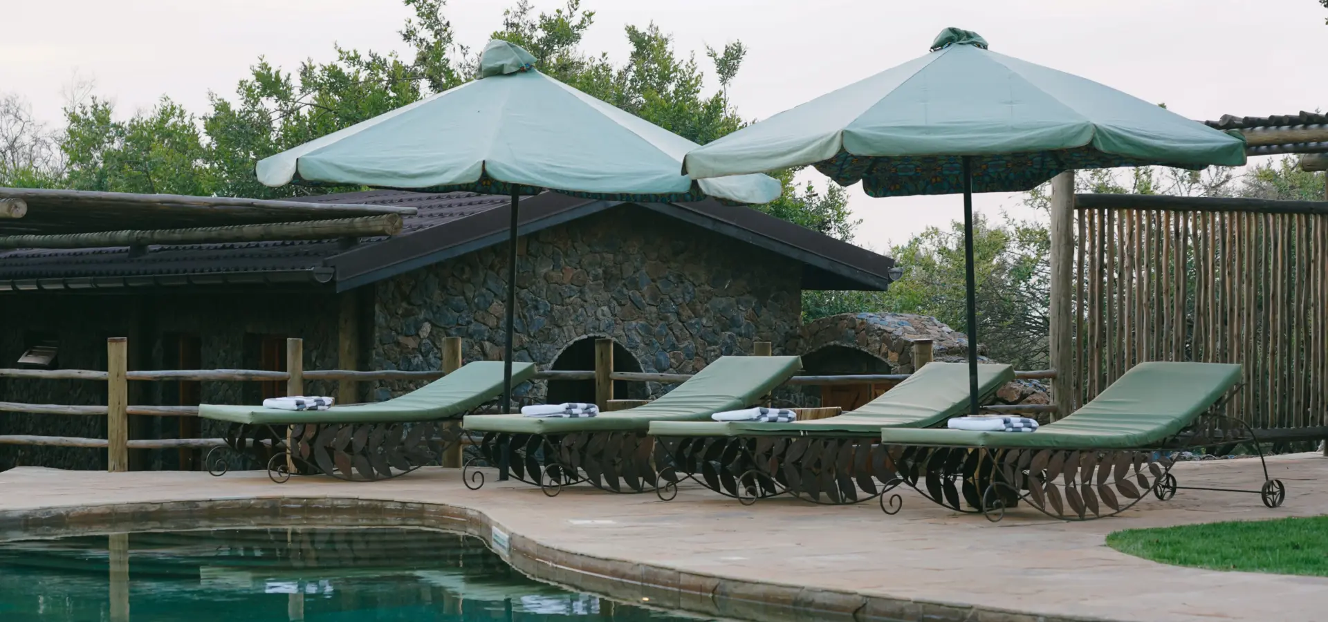 1760441506420leleshwa 54 pool sun loungers