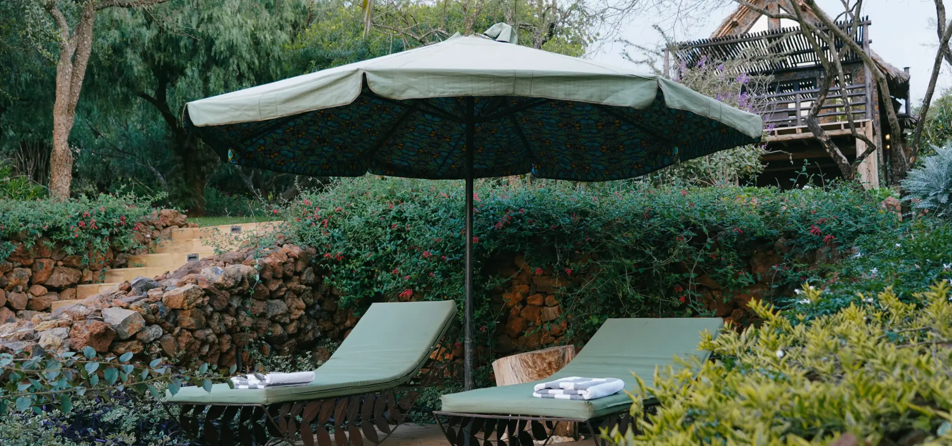 1760443112003leleshwa 56 sun loungers under umbrella
