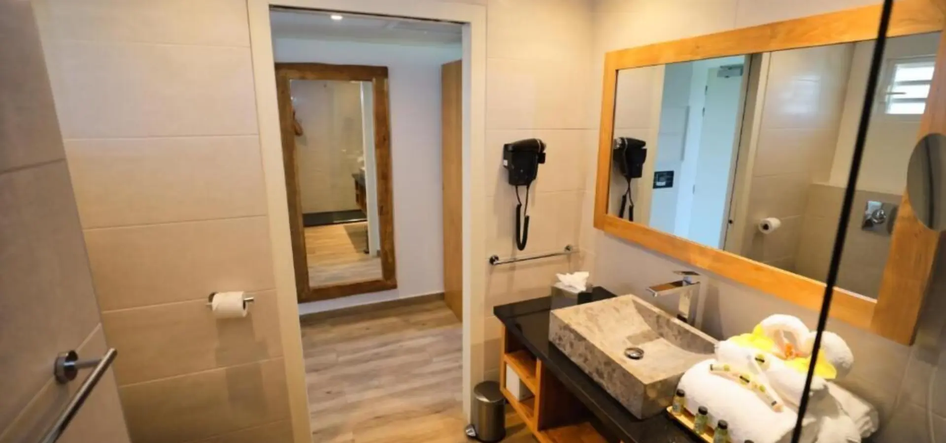Orient beach hotel badkamer