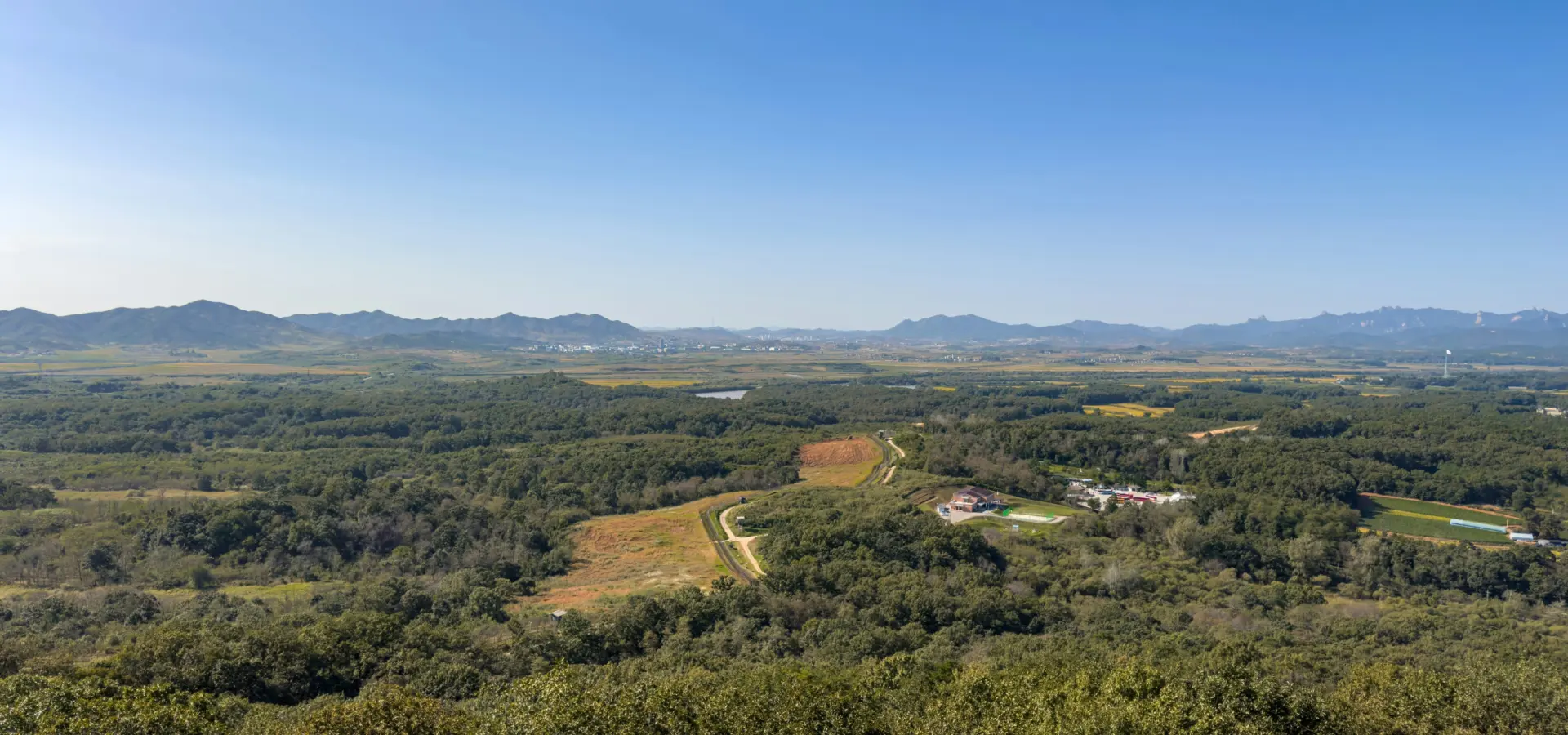 1765356805495christopher pap de pesteny gdhwm5jzkkm unsplash