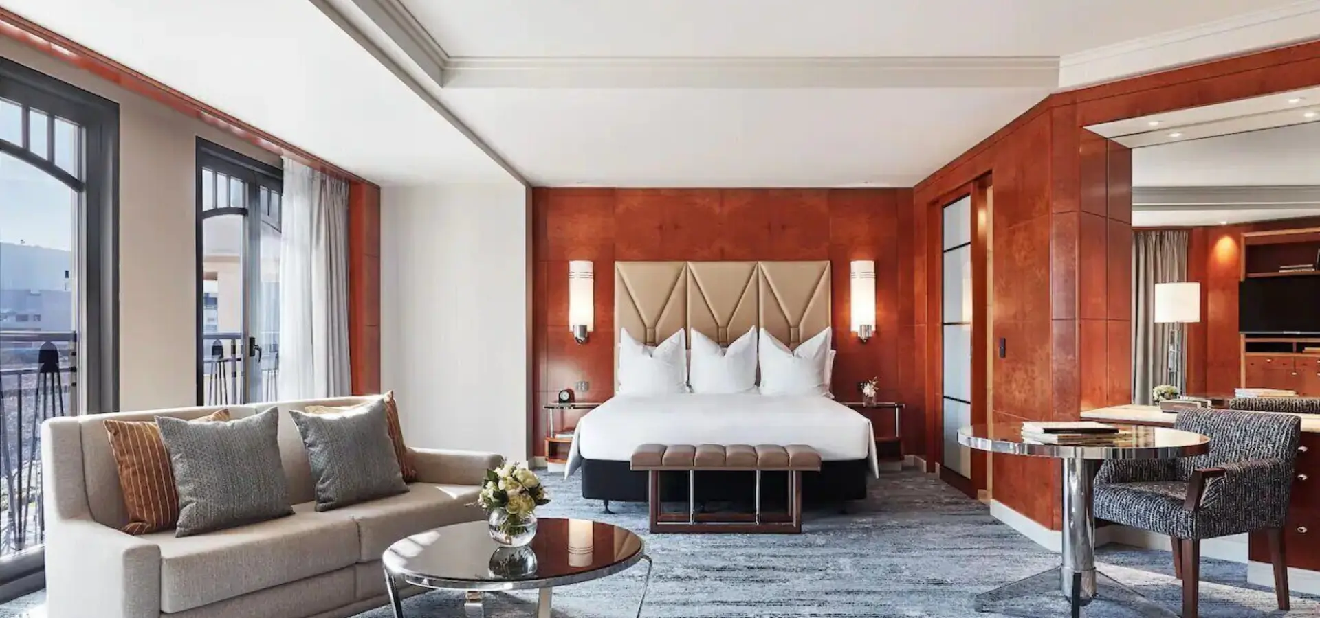 Park hyatt melbourne p423 king club access guestroom 16x9