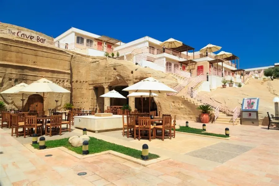 Petra 1