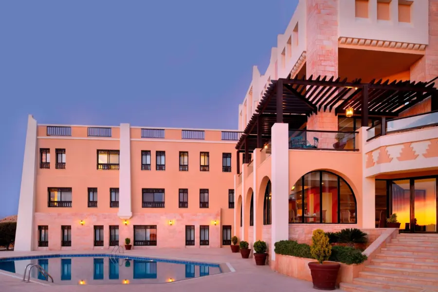 1753176084723 mpqmc entrance 0042 hor clsc